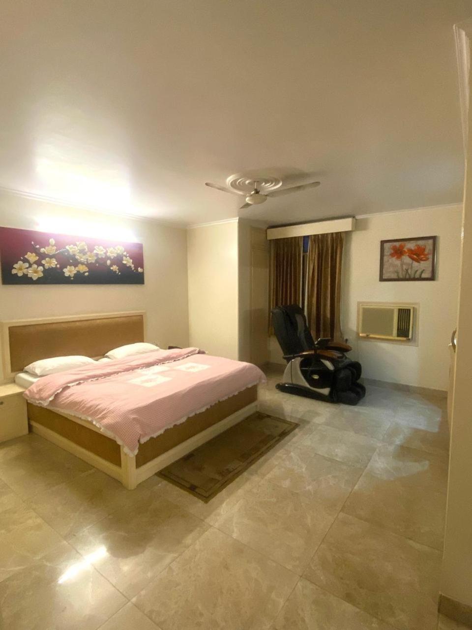 Hotel Mayur Deluxe Мератх Экстерьер фото